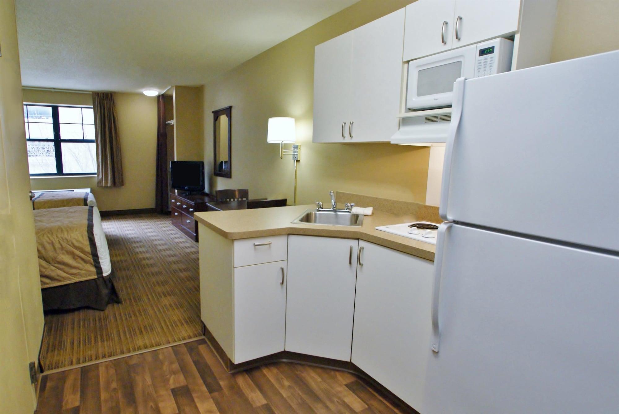 Extended Stay America Suites - Richmond - Hilltop Mall Buitenkant foto