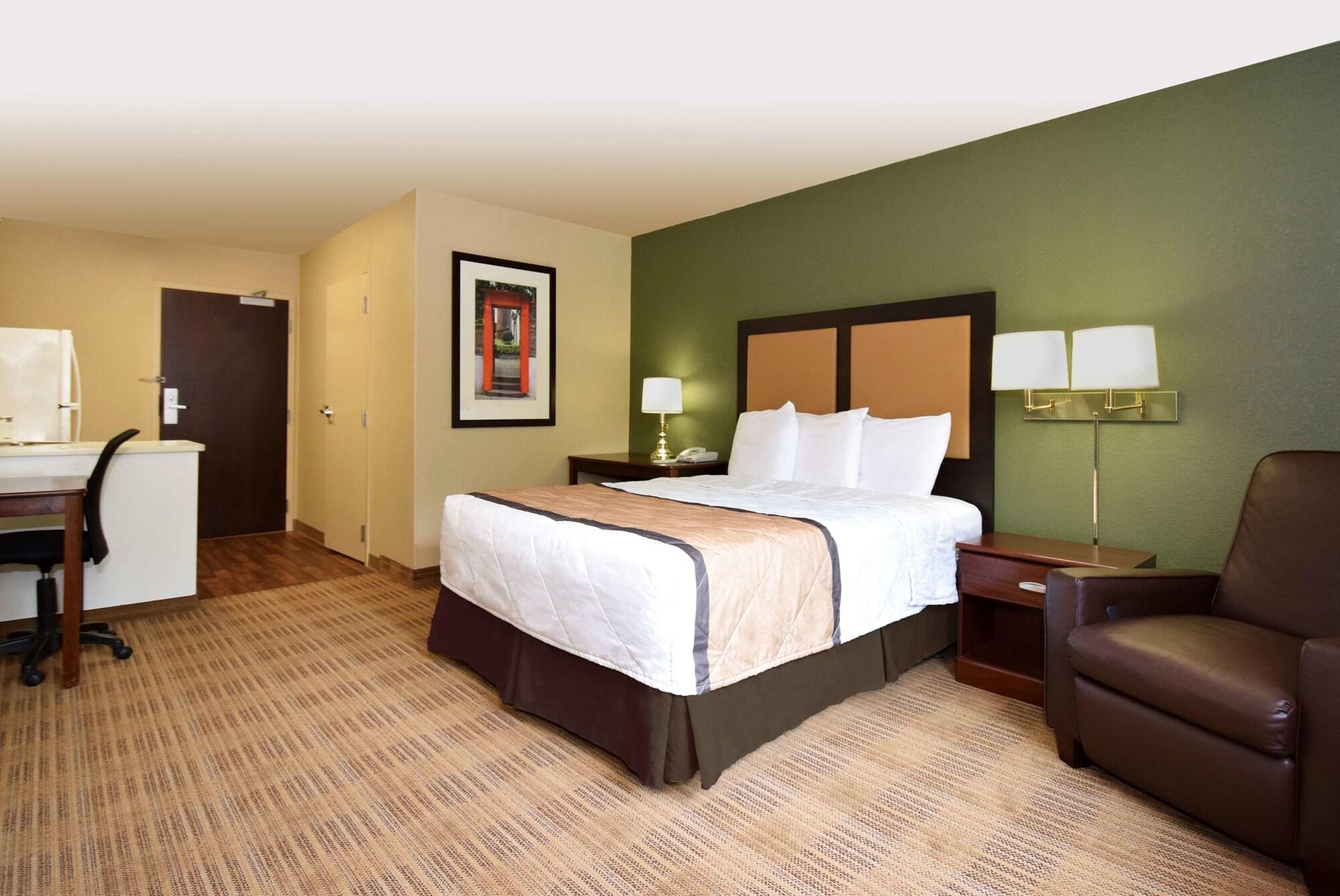 Extended Stay America Suites - Richmond - Hilltop Mall Buitenkant foto