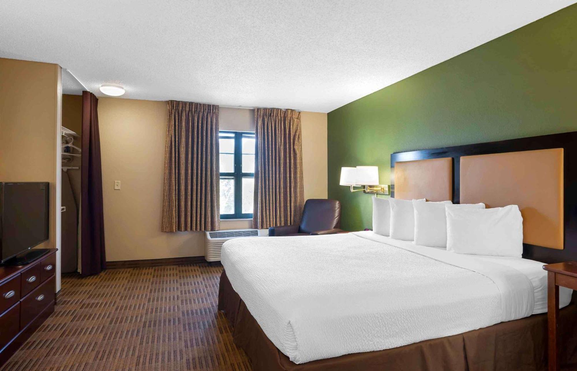 Extended Stay America Suites - Richmond - Hilltop Mall Buitenkant foto
